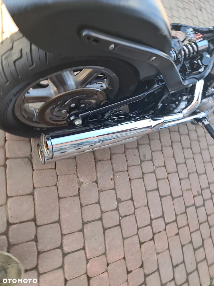 Harley-Davidson Softail Standard - 18