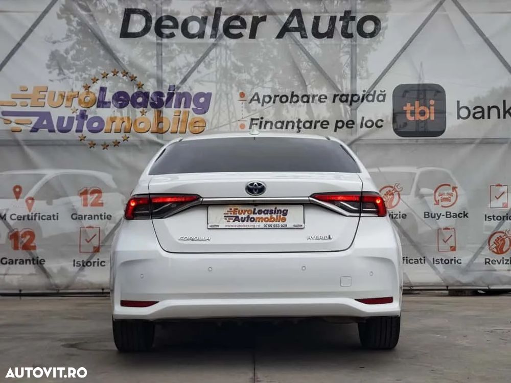 Toyota Corolla Sedan 1.8 HSD Business - 7