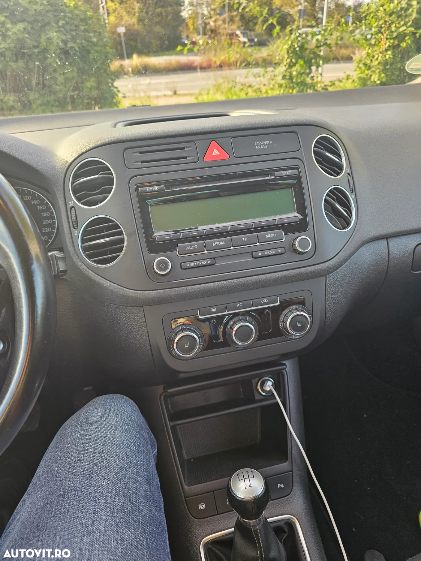 Volkswagen Golf Plus 1.6 TDI DPF Team - 10