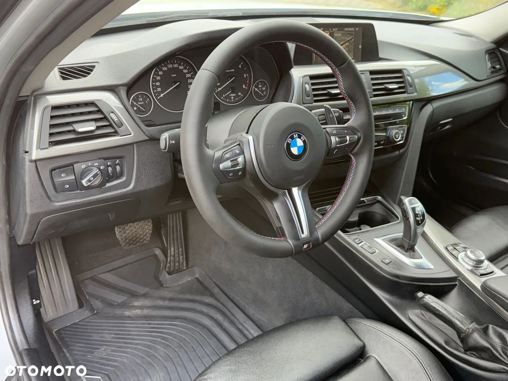 BMW Seria 3 318d M Sport - 15