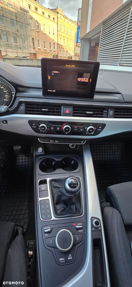 Audi A4 Avant 2.0 TDI - 12