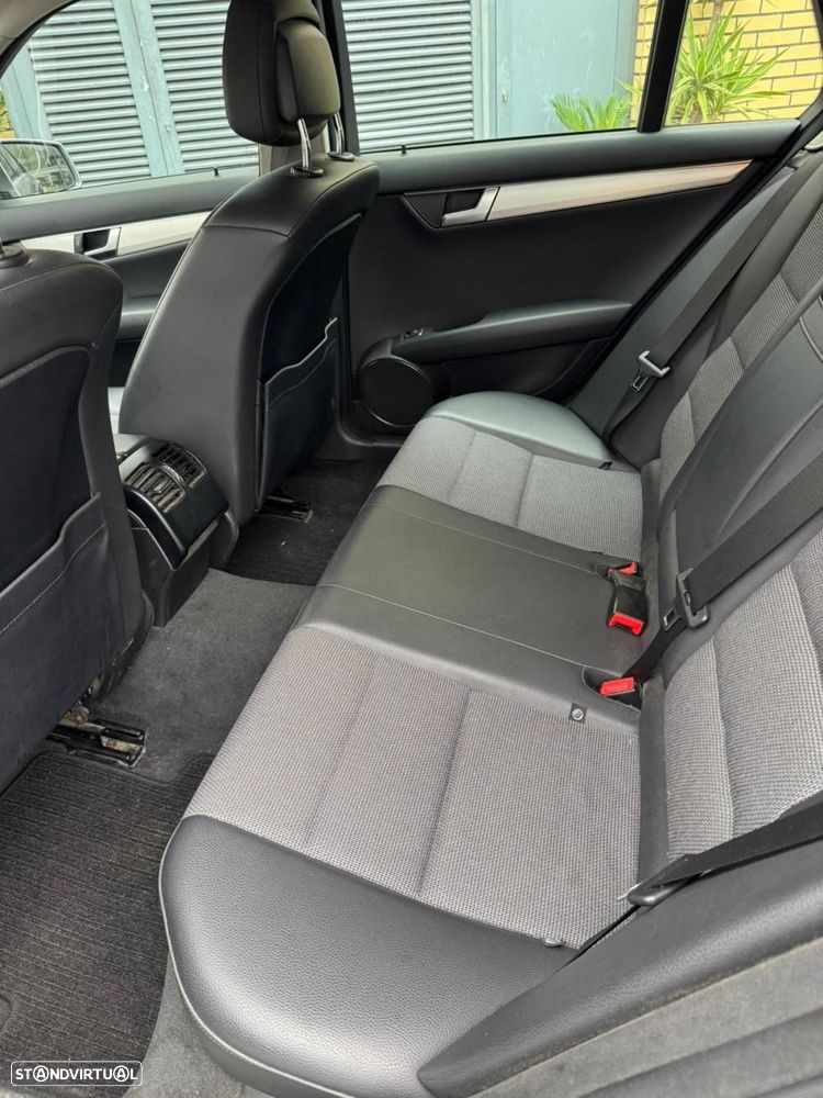 Mercedes-Benz C 220 - 15