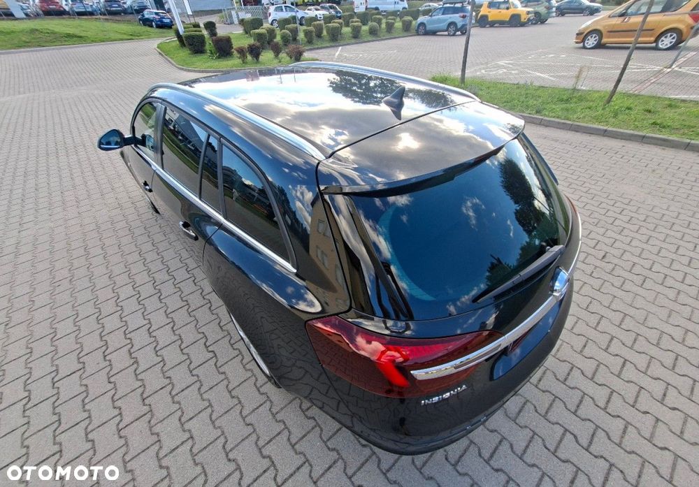 Opel Insignia - 11