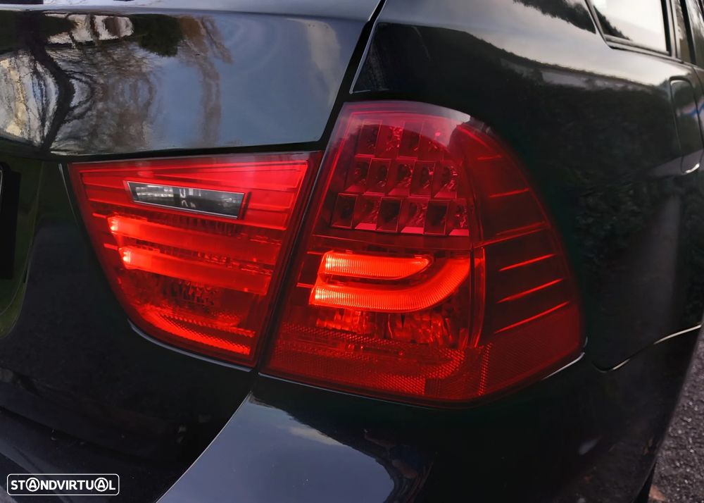 BMW 320 d Navigation - 32