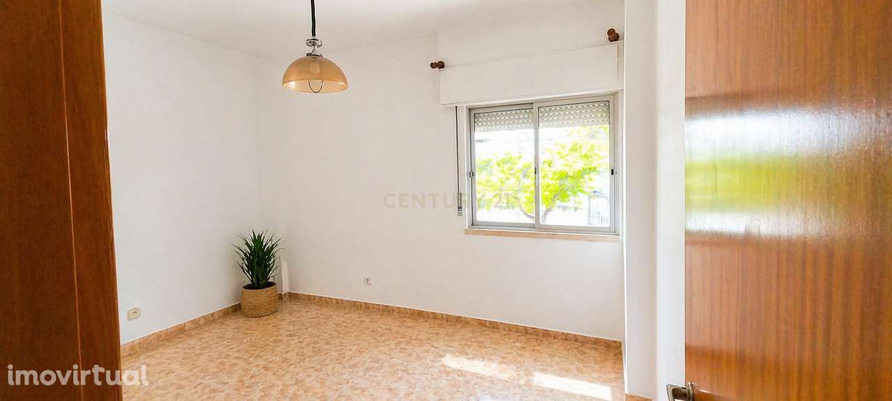 Apartamento T1+1 no centro da Moita com elevador. - Grande imagem: 3/9