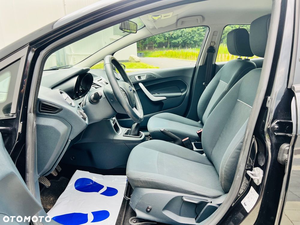 Ford Fiesta 1.25 Trend EU5 - 23
