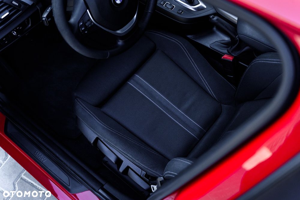 BMW Seria 1 118d - 22