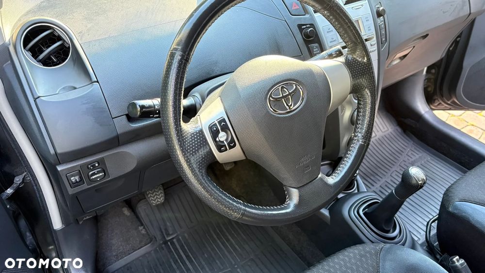 Toyota Yaris 1.8 VVT-i TSport - 13