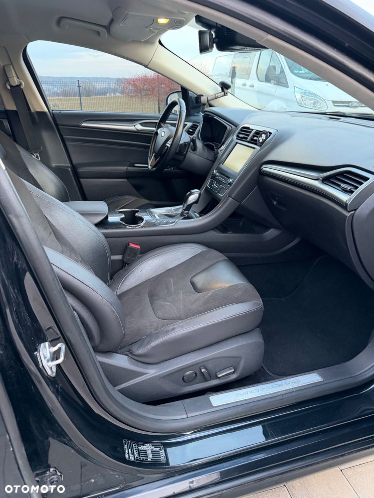 Ford Mondeo 2.0 TDCi PowerShift-Aut Allrad Titanium - 8