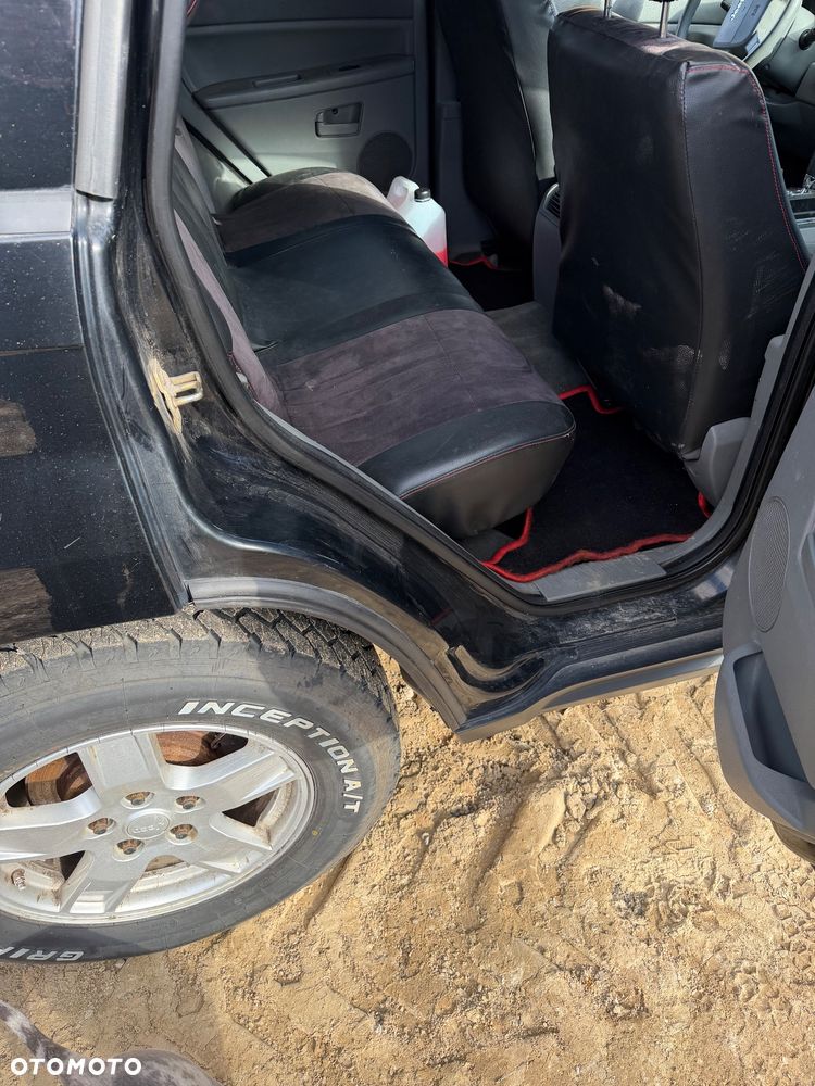 Jeep Grand Cherokee 3.7 4x4 Laredo - 8