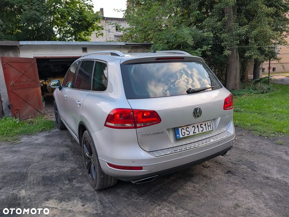 Volkswagen Touareg 2010 photo 3