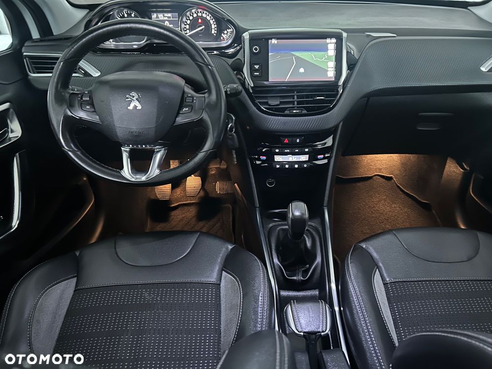 Peugeot 2008 PureTech 82 Access - 22