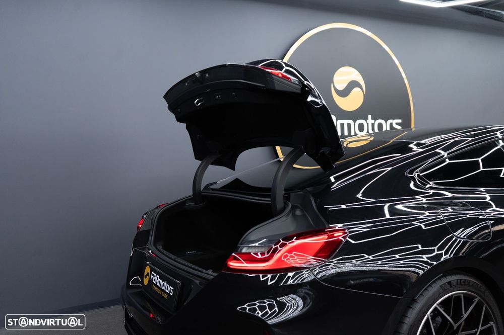 BMW M8 Competition - 25