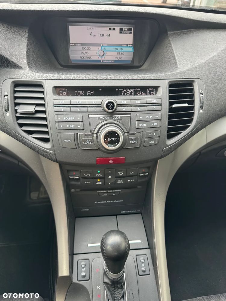 Honda Accord 2.0 Elegance Nav - 15