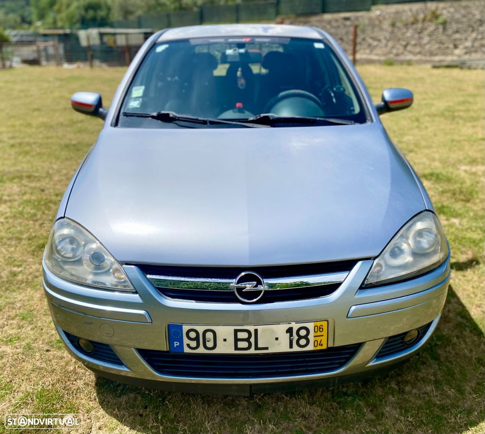 Opel Corsa 1.2 16V Cosmo - 3
