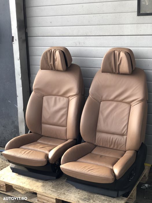 Vand scaune confort comfort recaro sport seria 7 si 5 bmw f10 F11 F01 tapițerie piele naturala F07 compatibil și cu GT - 1