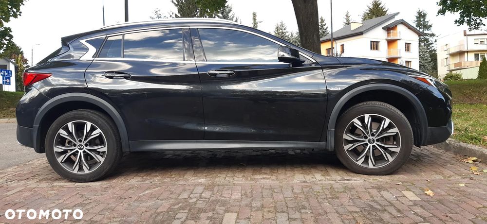 Infiniti QX30 2.0t Luxe Tech AWD 7DCT - 5