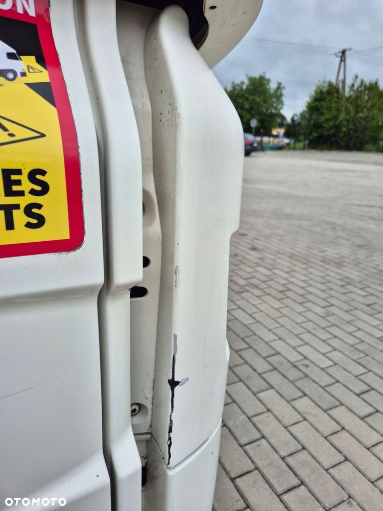 NAROŻNIK BIAŁY Okular Osłona LAMPY REFLEKTORA zderzak PRAWY MAN TGX EURO 6 - 2