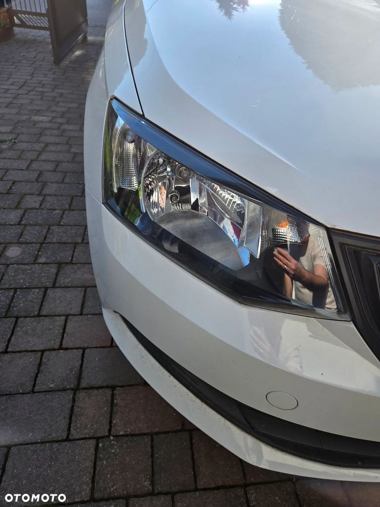 Skoda Fabia 1.0 Active - 9
