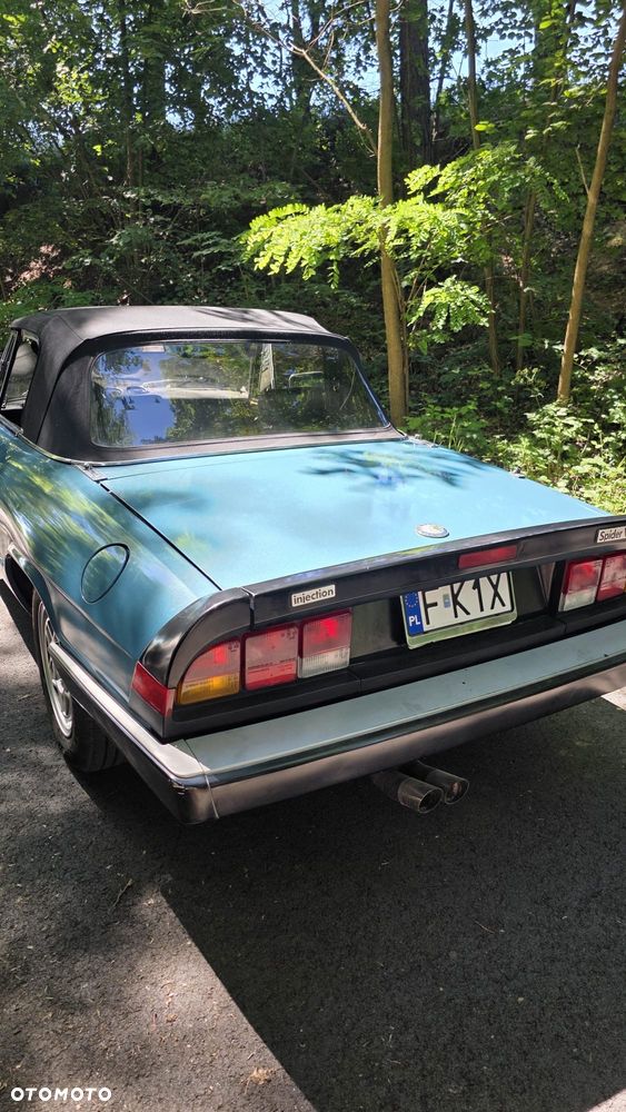 Alfa Romeo Spider - 12