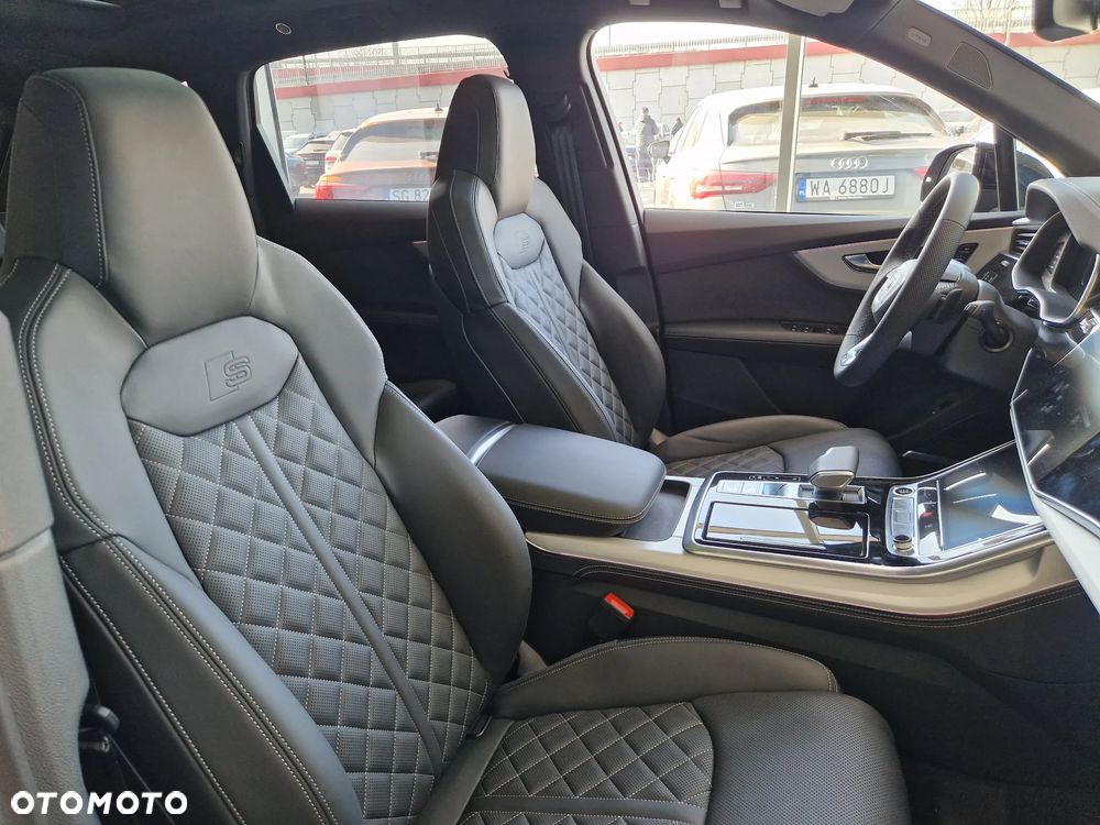 Audi Q7 - 12