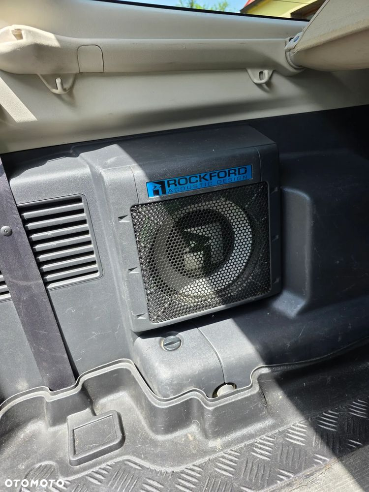 Mitsubishi Pajero - 9