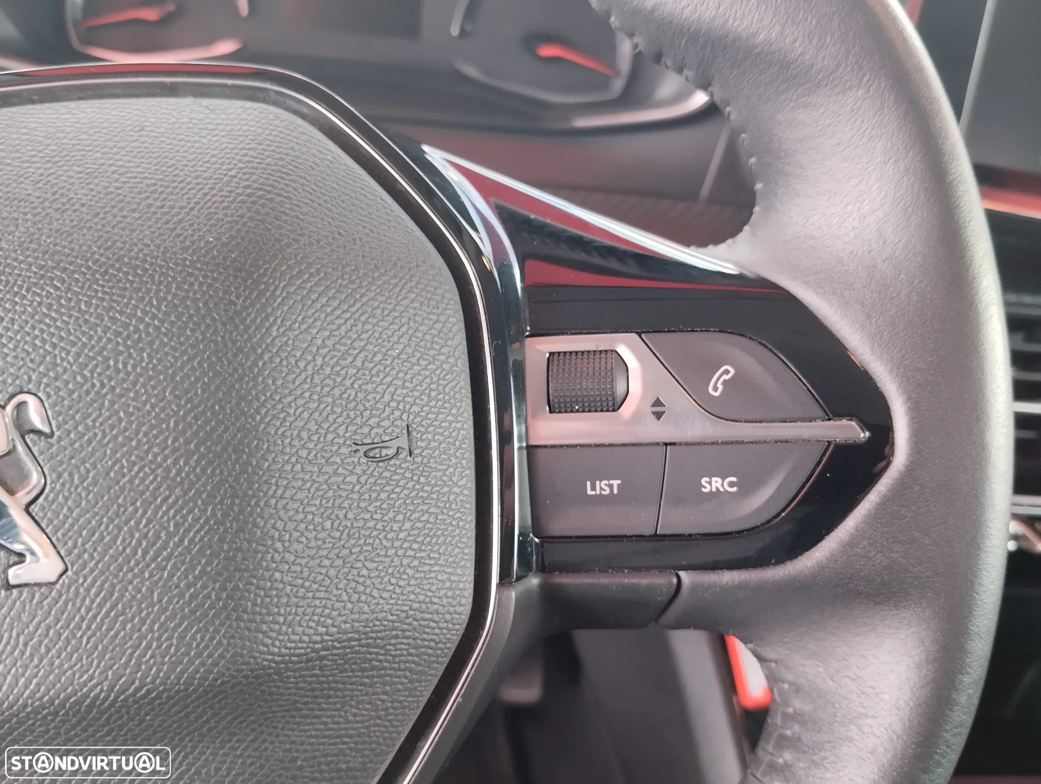 Peugeot 208 1.2 PureTech Active - 17