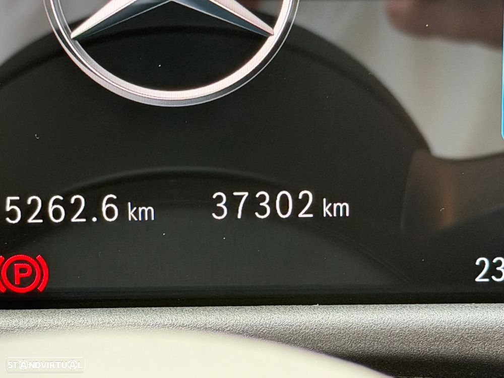 Mercedes-Benz E 300 de AMG Line - 9