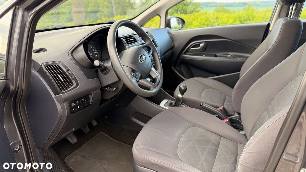 Kia Rio 1.2 M - 27