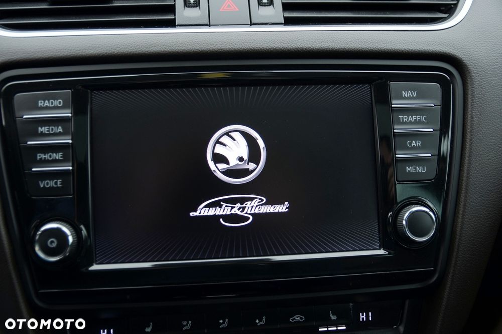 Skoda Octavia 2.0 TDI L&K DSG - 7