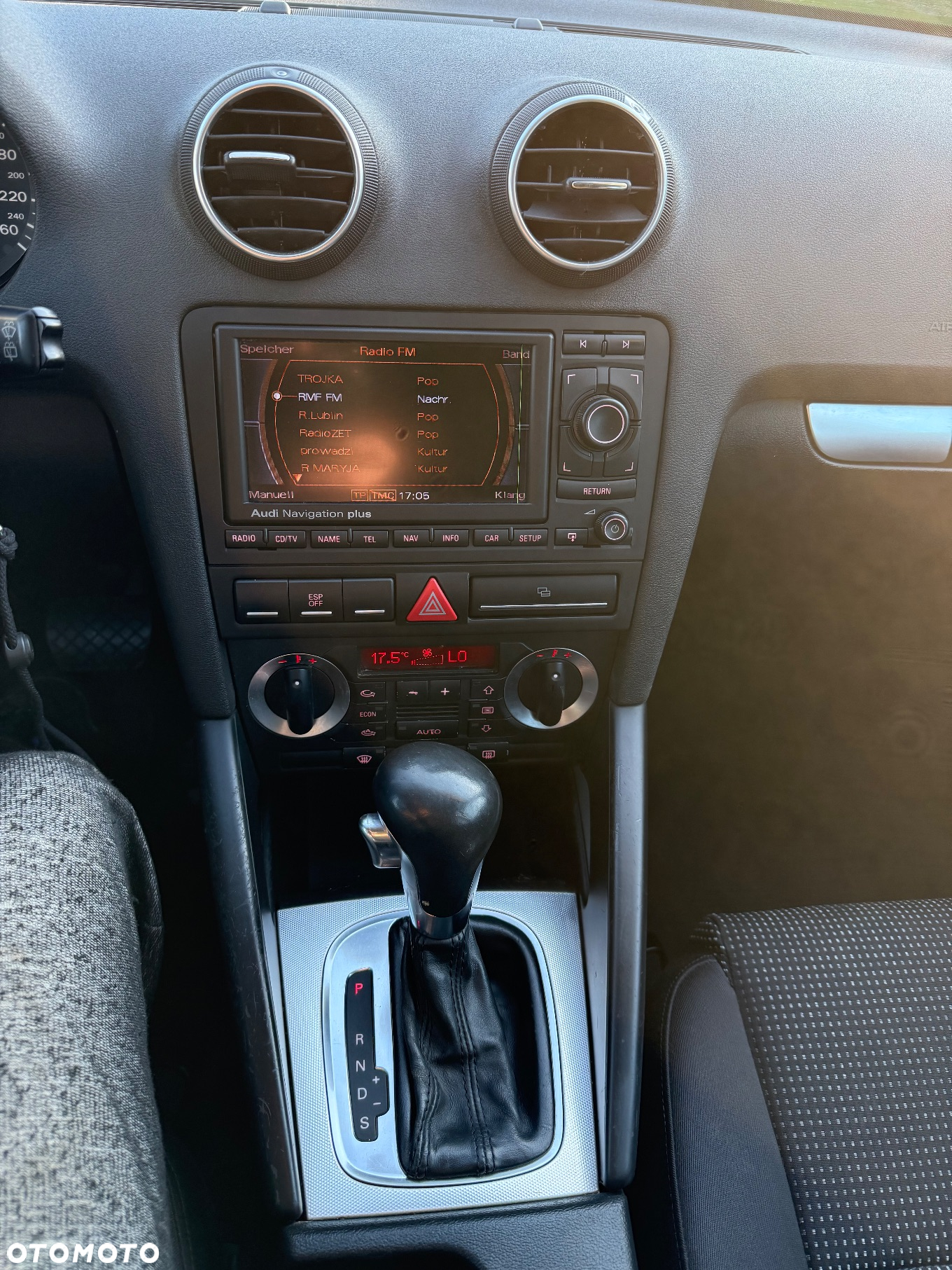 Audi A3 2.0 TDI DPF Ambition S tronic - 10