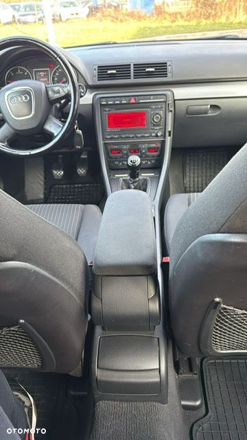 Audi A4 Avant 2.0 TDI - 35