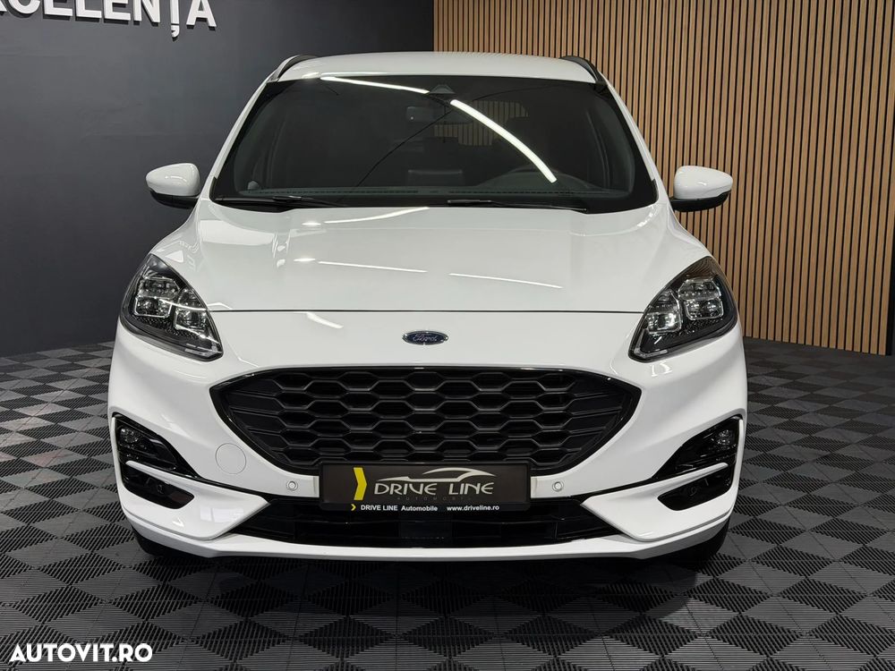 Ford Kuga 2023 photo 2