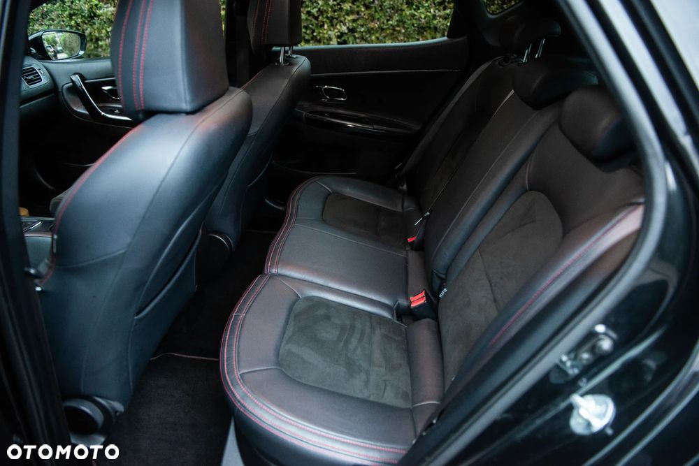 Kia Ceed 1.6 T-GDI GT - 24