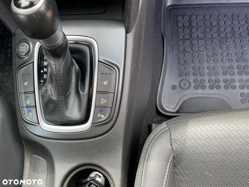 Hyundai Kona 1.6 CRDi DCT Premium - 7