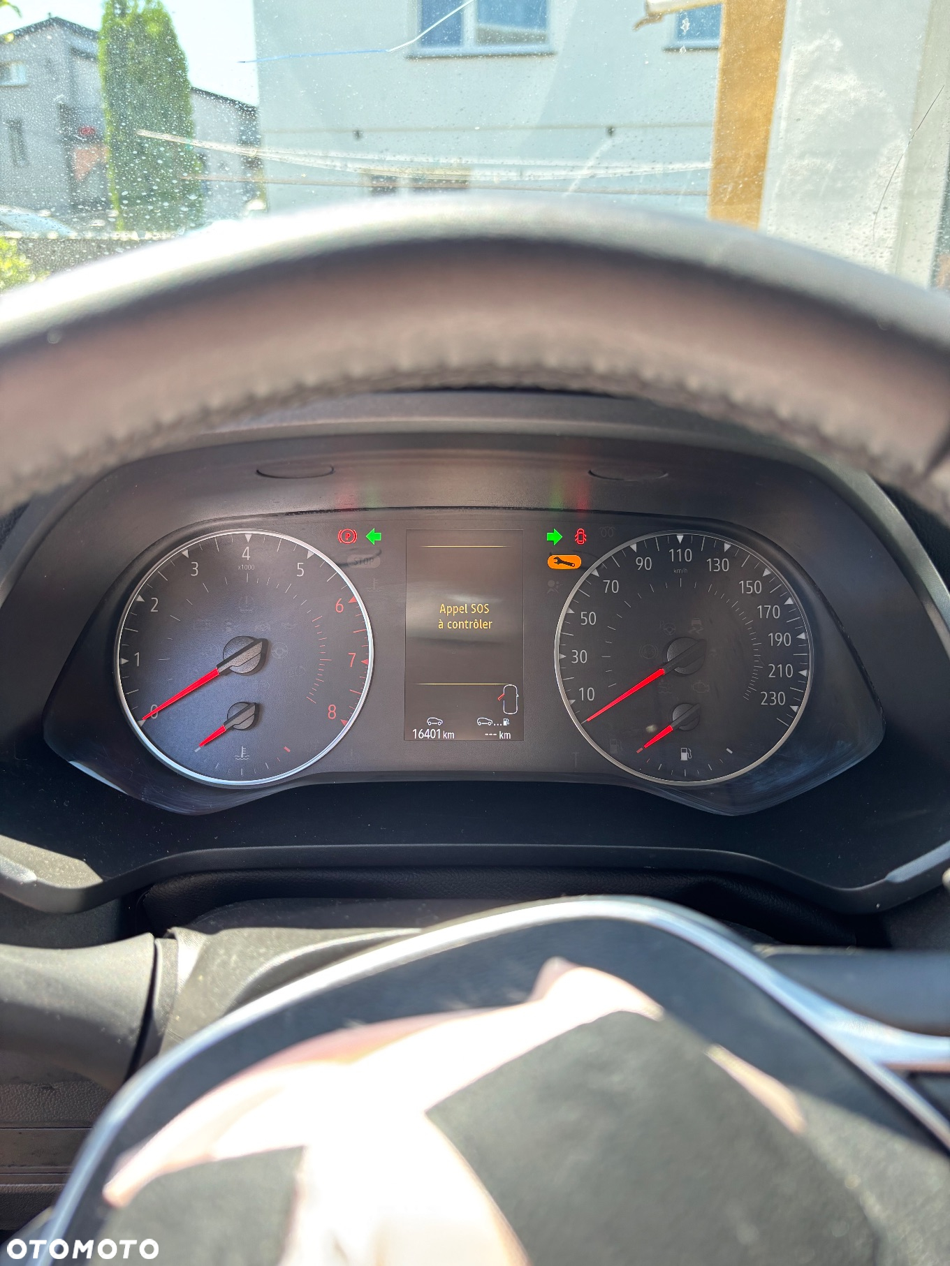 Renault Captur - 16