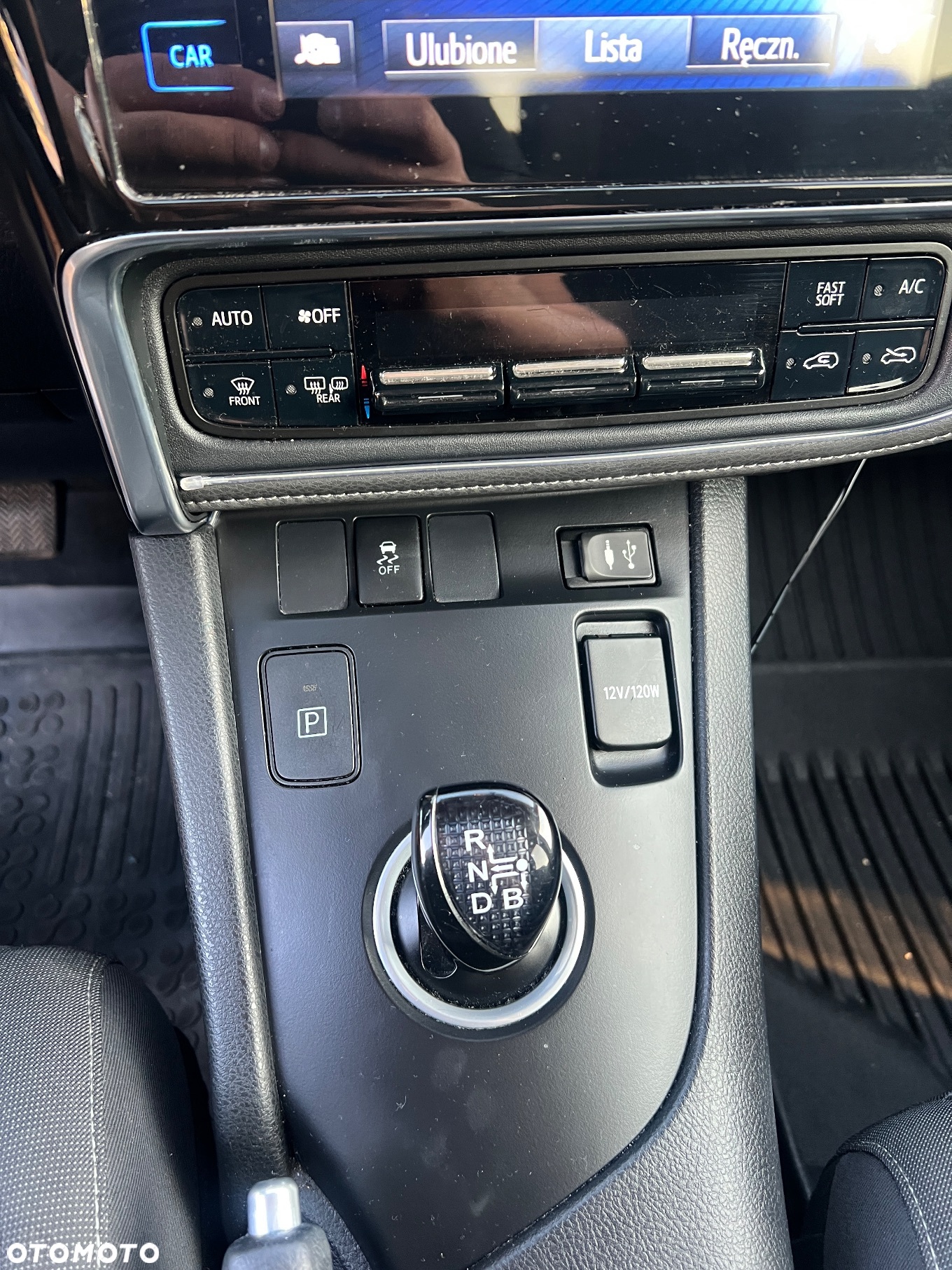 Toyota Auris Hybrid 135 Comfort - 21