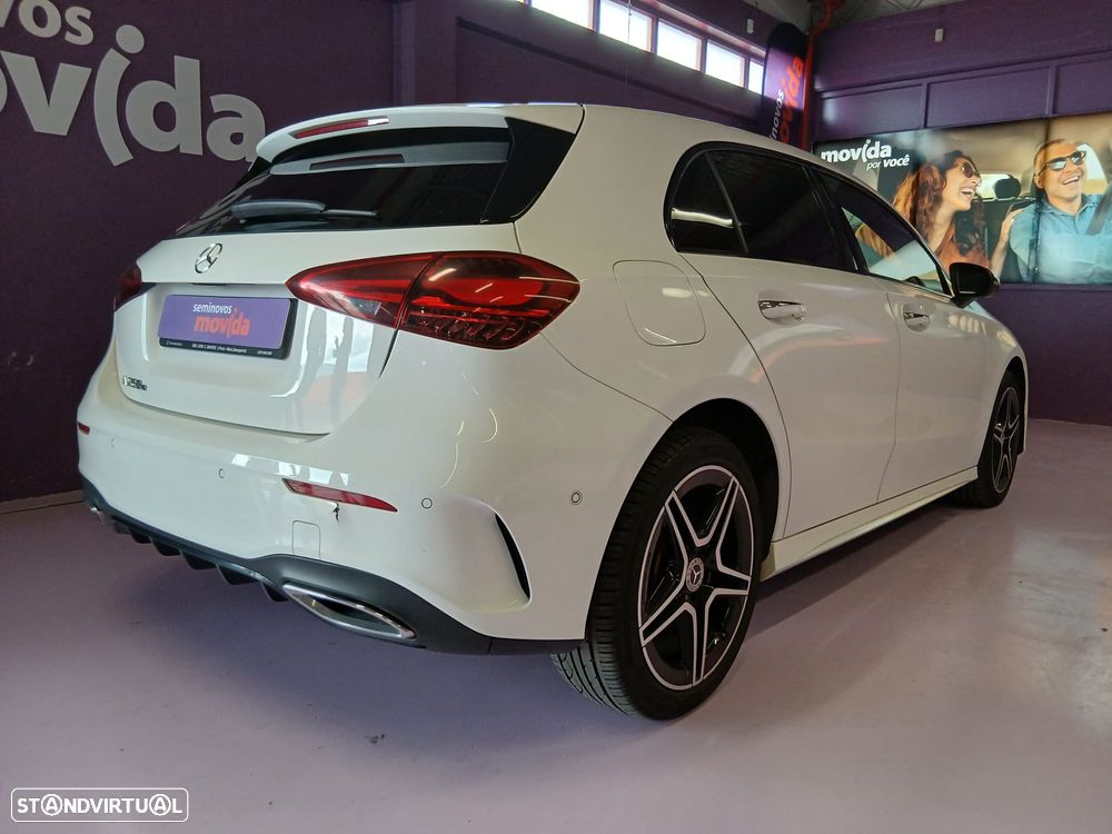 Mercedes-Benz A 250 e AMG Line - 8