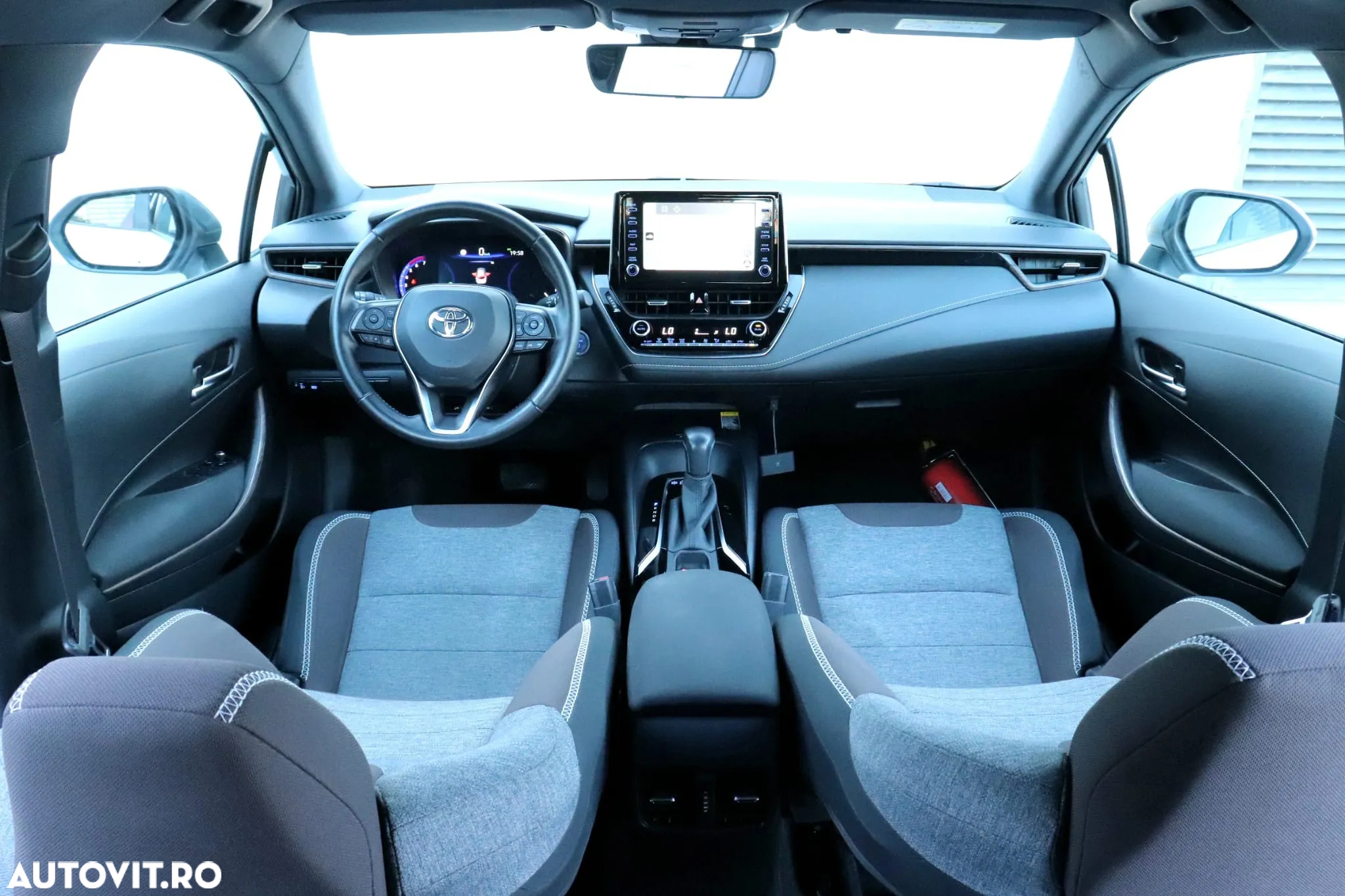 Toyota Corolla 1.8 HSD Exclusive - 6