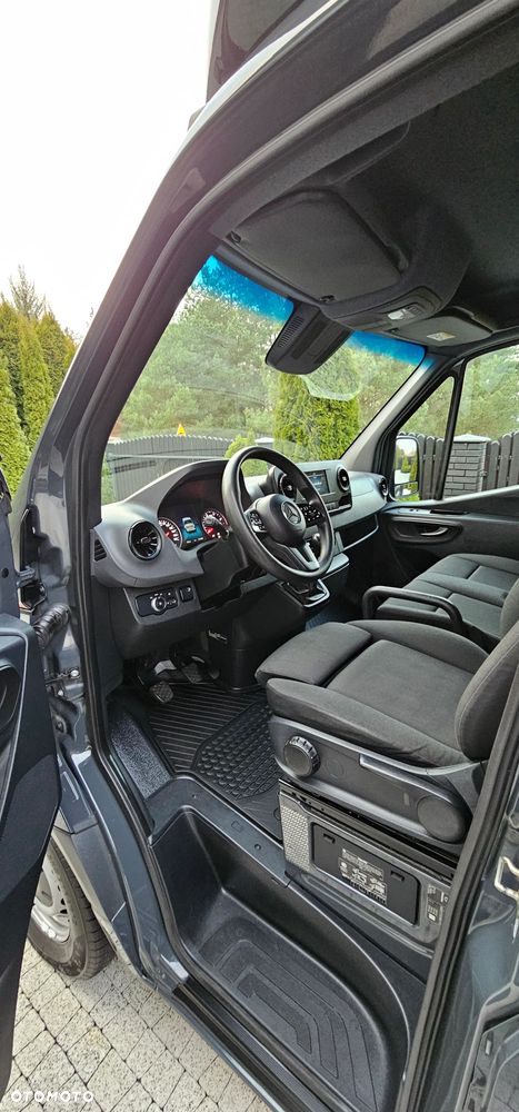Mercedes-Benz Sprinter - 6