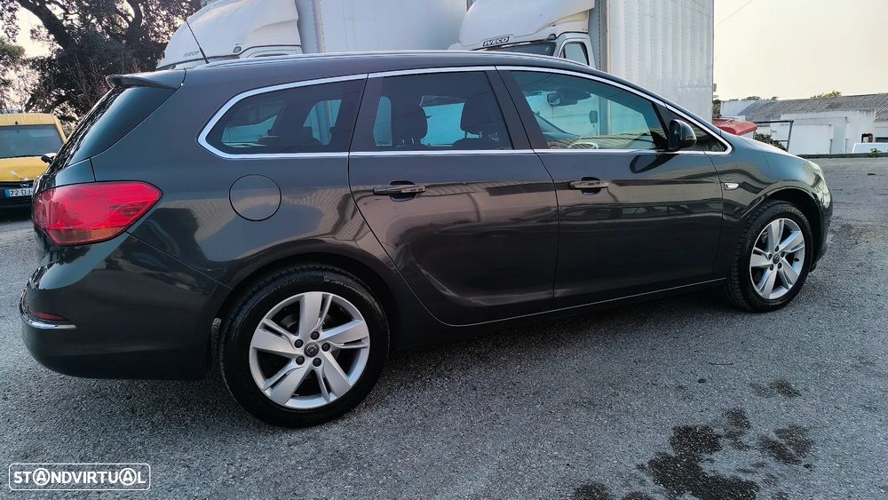 Opel Astra Sports Tourer 1.6 CDTi Cosmo S/S - 30