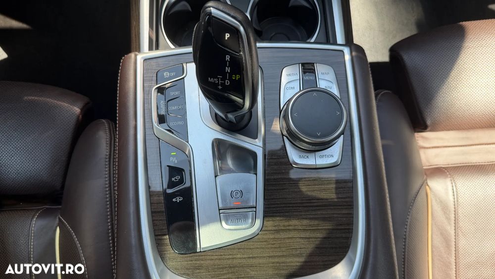 BMW Seria 7 750d xDrive - 18