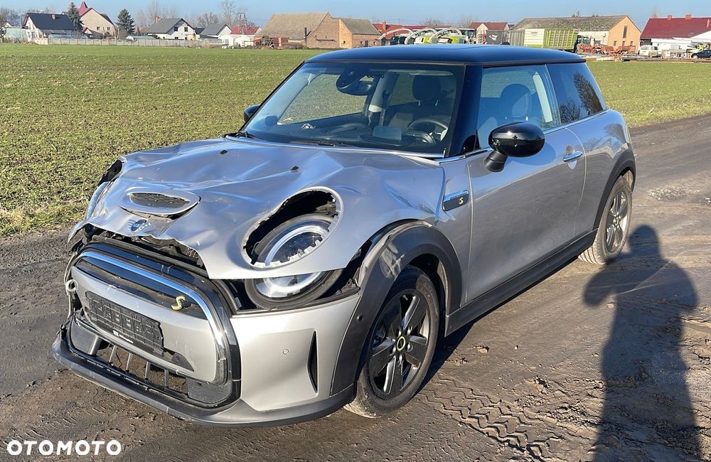 MINI Cooper SE Yours Trim - 5