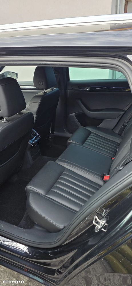 Skoda Superb 2.0 TDI DSG L&K - 9
