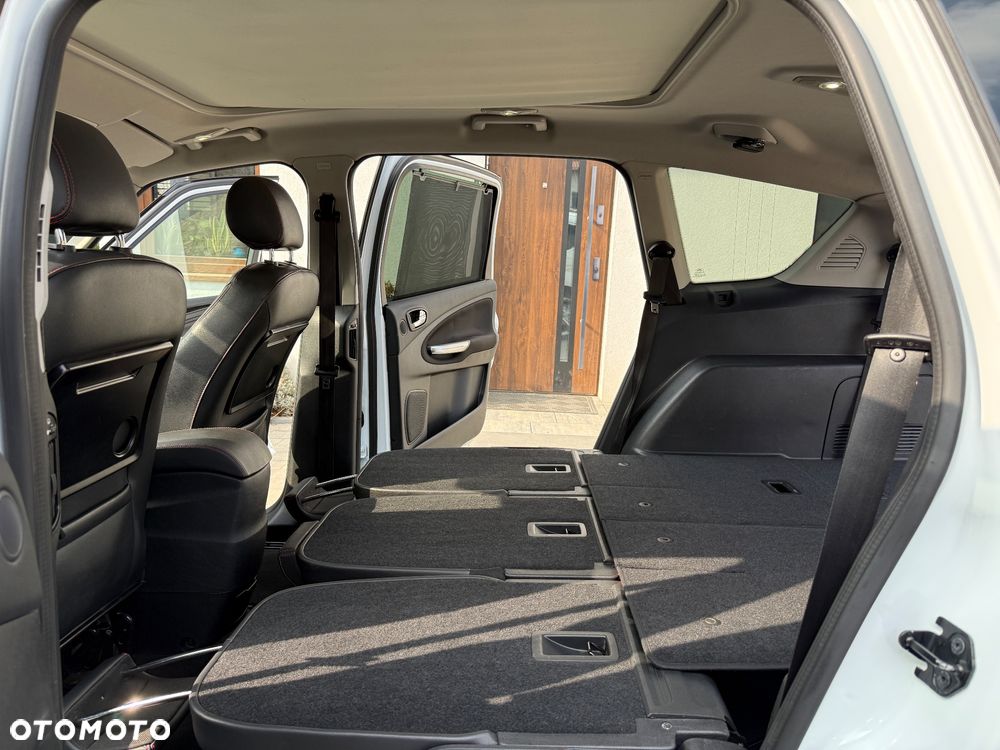 Ford S-Max 2.0 TDCi DPF Titanium - 31