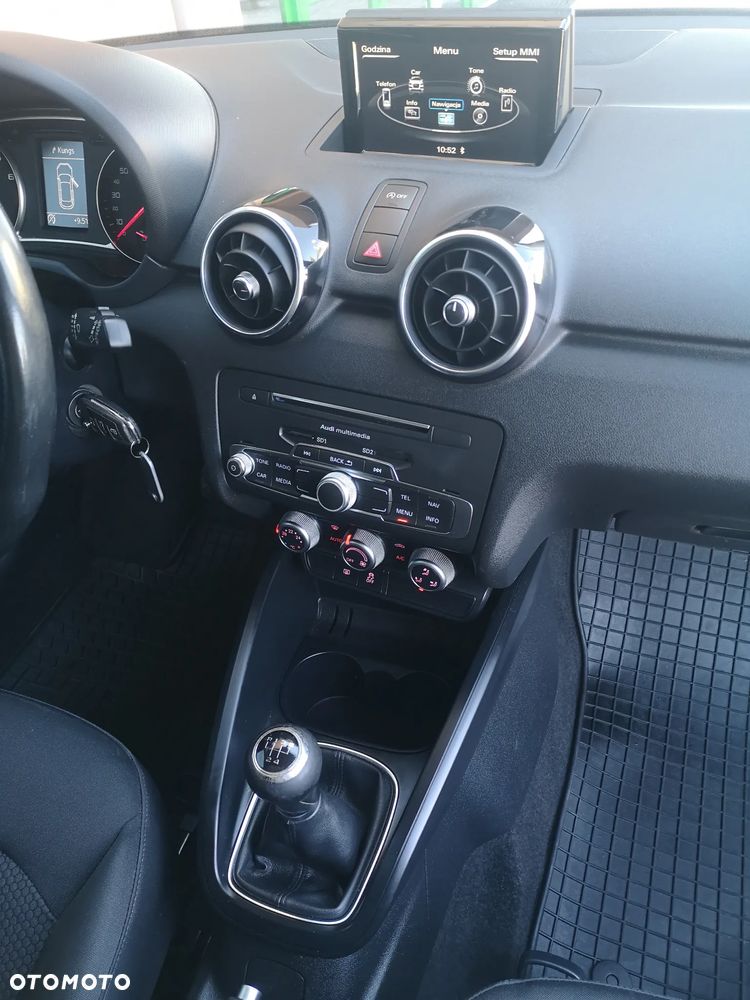 Audi A1 Sportback 1.0 TFSI ultra design - 17