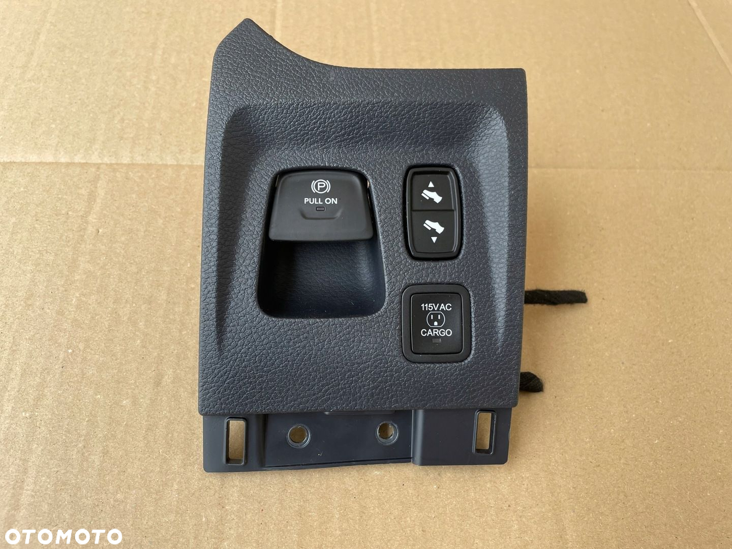 DODGE RAM 1500 2019-2024 PANEL PRZYCISK HAMULCA RĘCZNEGO PRZYCISK CARGO - 2