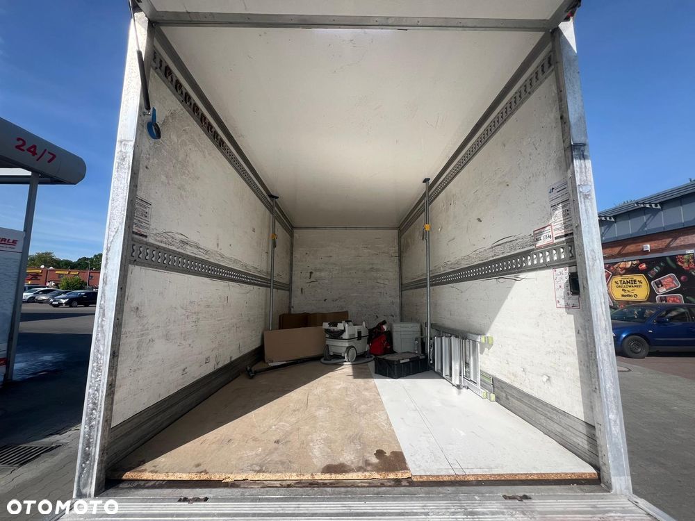 Mercedes-Benz Sprinter 906.211 - 6