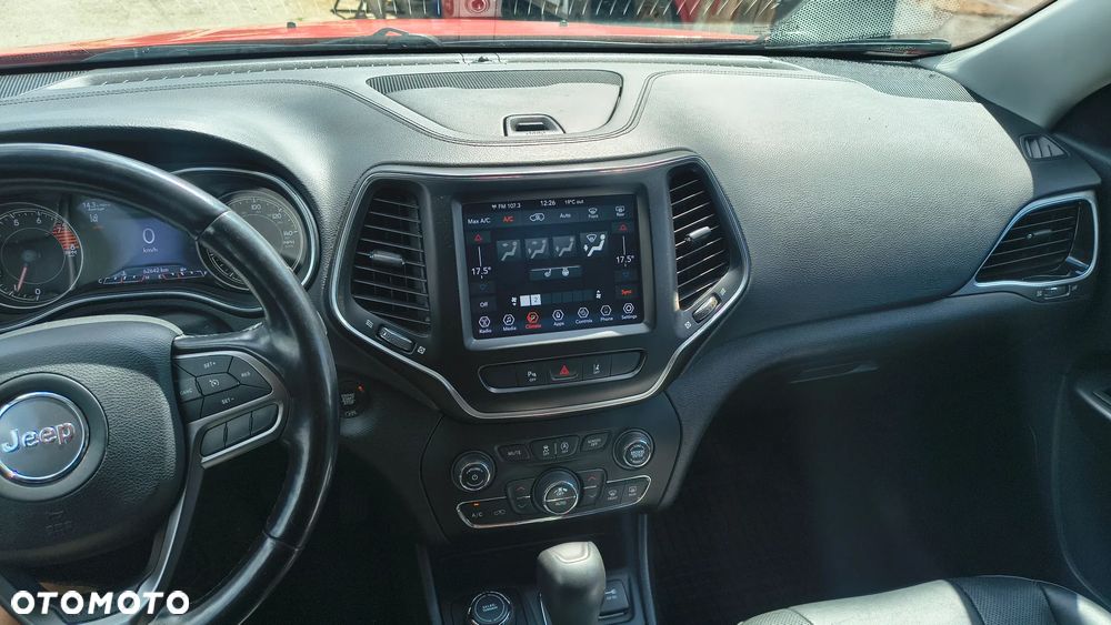 Jeep Cherokee - 15
