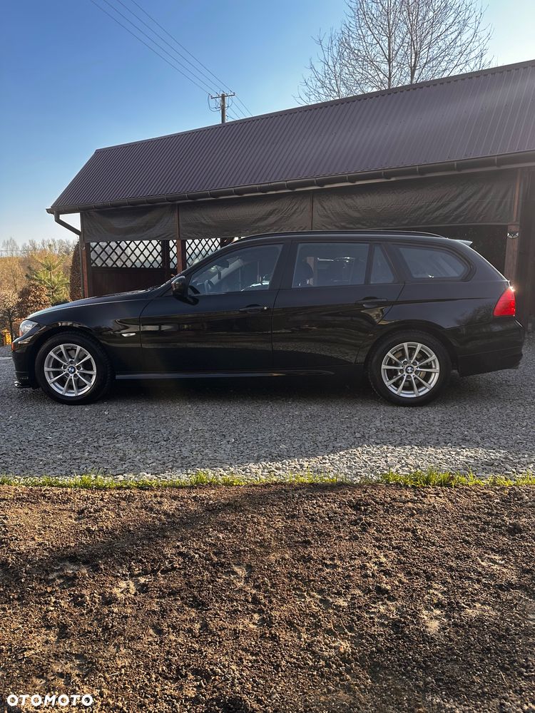 BMW Seria 3 318d - 6